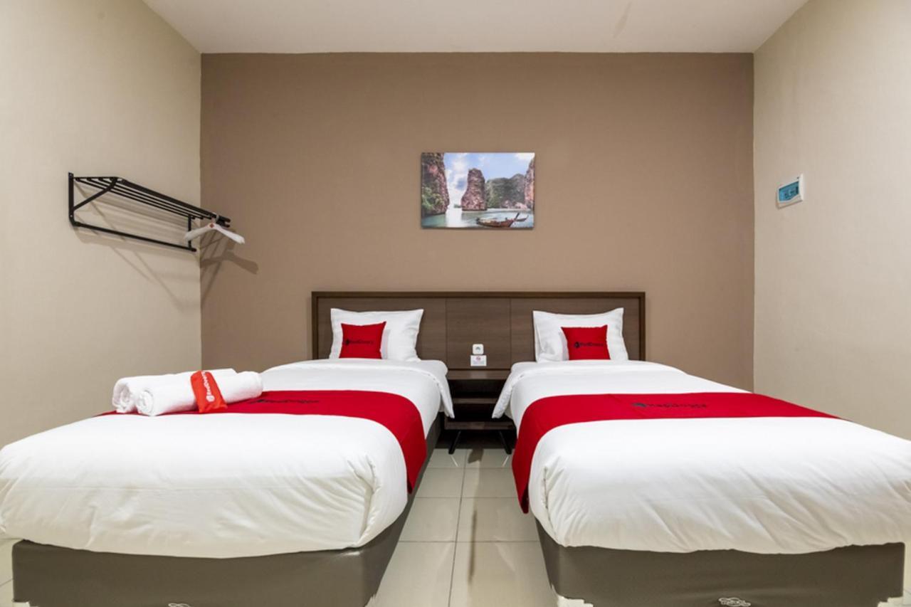Wisma tamu Reddoorz Near Ronggowarsito Museum